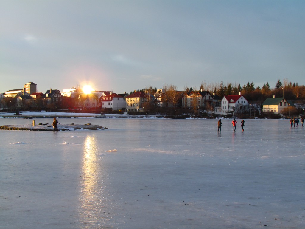 Frozen Tjörnin in Iceland